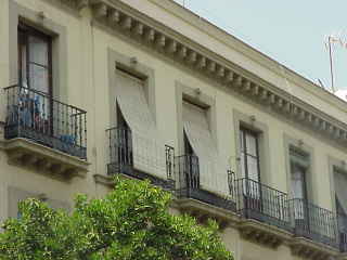 Persianas en la Plaza Nueva